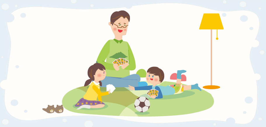 里親さんと子どもたちがトランプで遊ぶイラスト